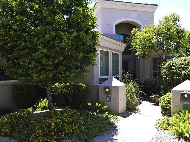 7705 East Doubletree Ranch Road, Unit 10 Scottsdale, AZ 85258 - Photo 2 of 15 Entry