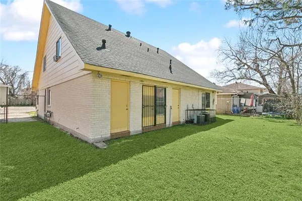 $1,600 | 1925 Elizardi Boulevard, New Orleans, LA 70114