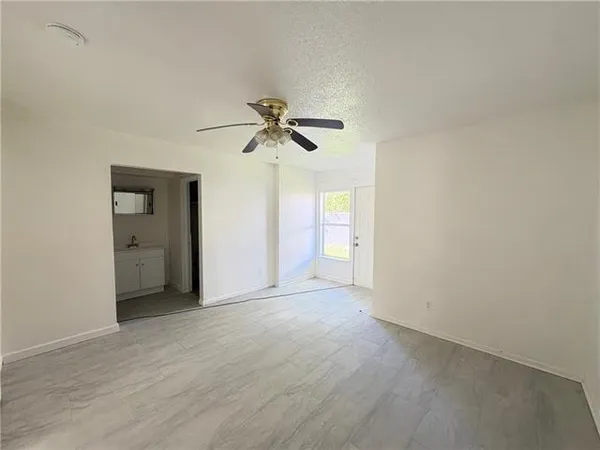 $1,600 | 1925 Elizardi Boulevard, New Orleans, LA 70114