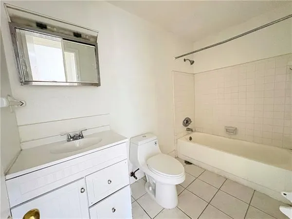 $1,600 | 1925 Elizardi Boulevard, New Orleans, LA 70114