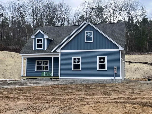 $849,900 | 101-2 Seaverns Bridge Road, Merrimack, NH 03054