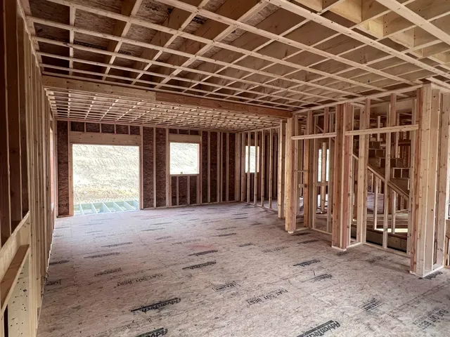 $849,900 | 101-2 Seaverns Bridge Road, Merrimack, NH 03054