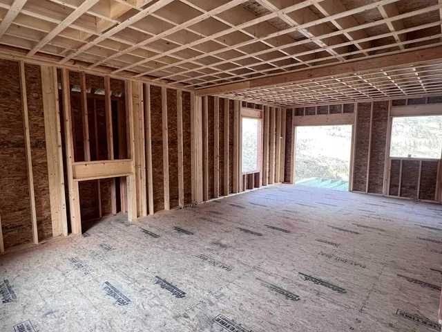 $849,900 | 101-2 Seaverns Bridge Road, Merrimack, NH 03054