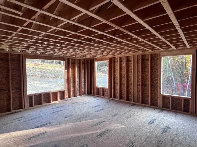 $849,900 | 101-2 Seaverns Bridge Road, Merrimack, NH 03054