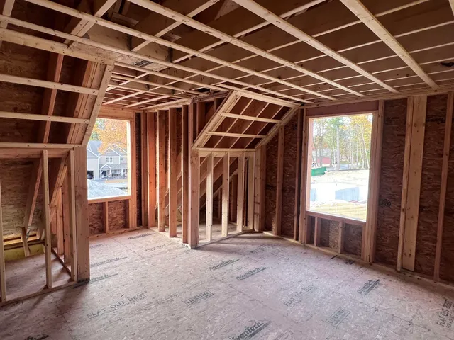 $849,900 | 101-2 Seaverns Bridge Road, Merrimack, NH 03054