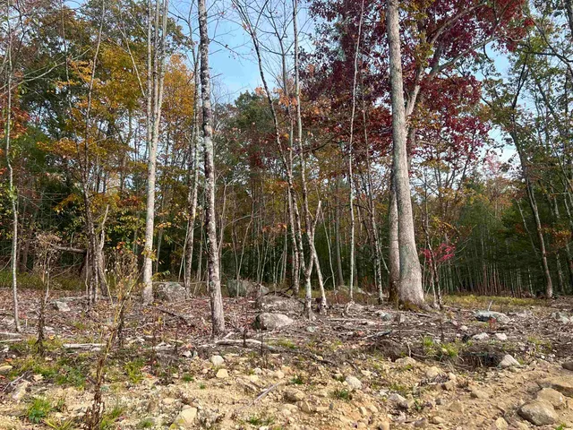 $849,900 | 101-2 Seaverns Bridge Road, Merrimack, NH 03054