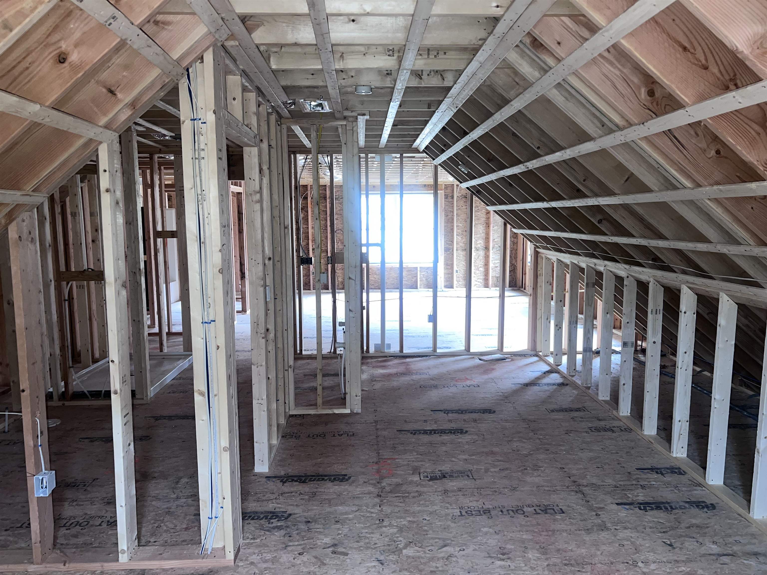 101-2 Seaverns Bridge Road Merrimack, NH 03054 - Photo 29 of 43