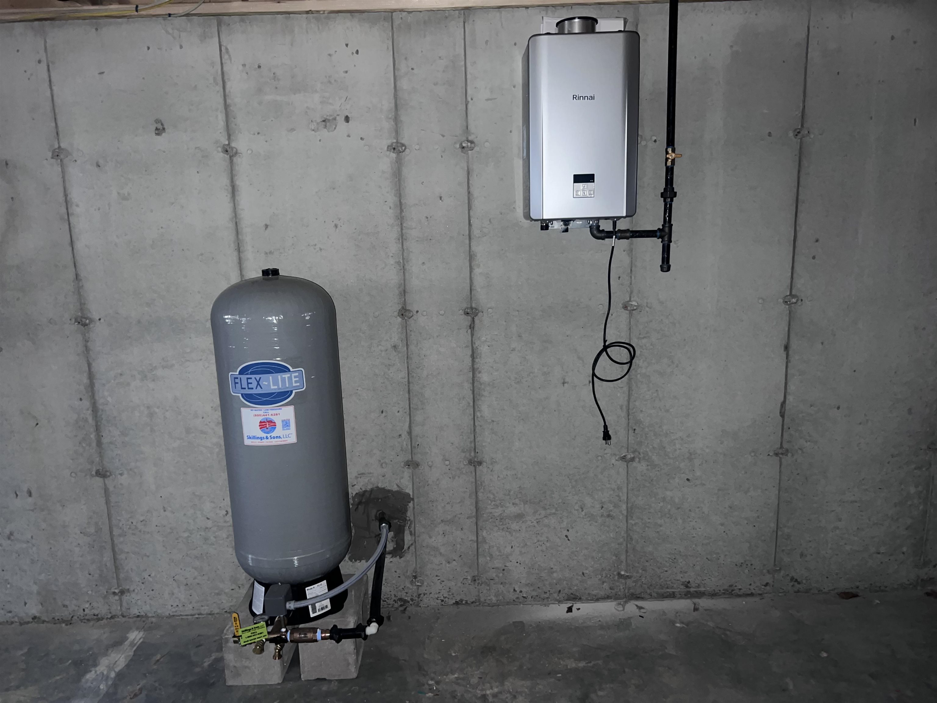 101-2 Seaverns Bridge Road Merrimack, NH 03054 - Photo 40 of 43