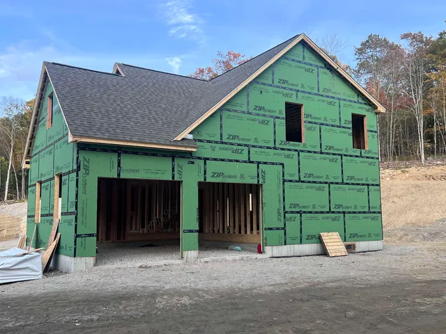 $849,900 | 101-2 Seaverns Bridge Road, Merrimack, NH 03054