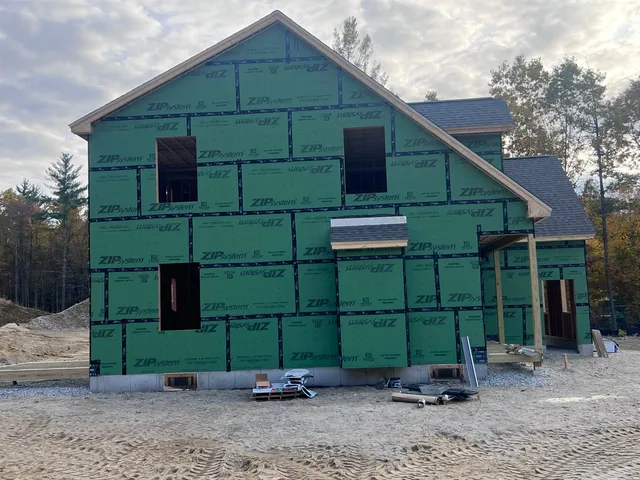 $849,900 | 101-2 Seaverns Bridge Road, Merrimack, NH 03054