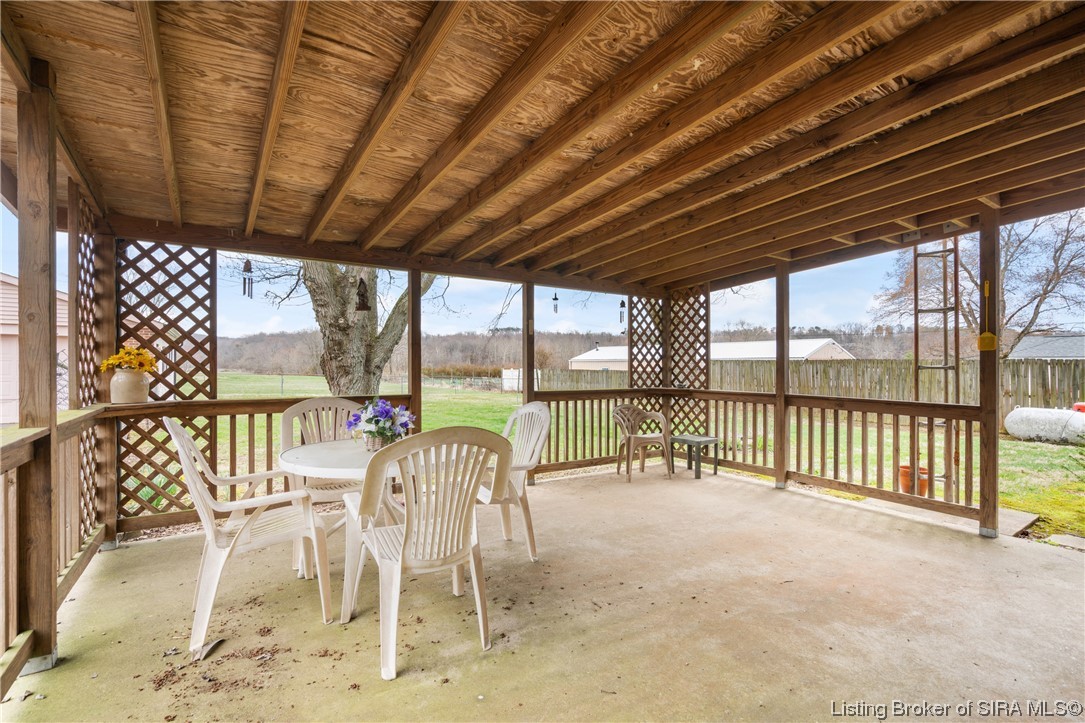 6090 Stiller Road Floyds Knobs, IN 47119 - Photo 36 of 39 Gallery Image 36