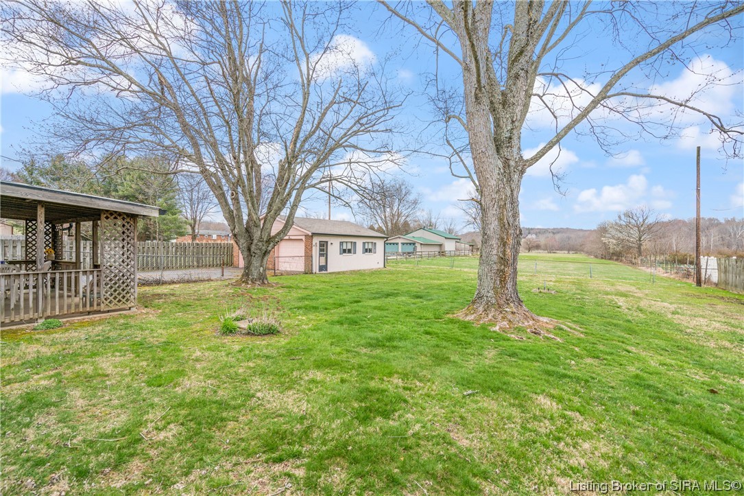 6090 Stiller Road Floyds Knobs, IN 47119 - Photo 37 of 39 Gallery Image 37