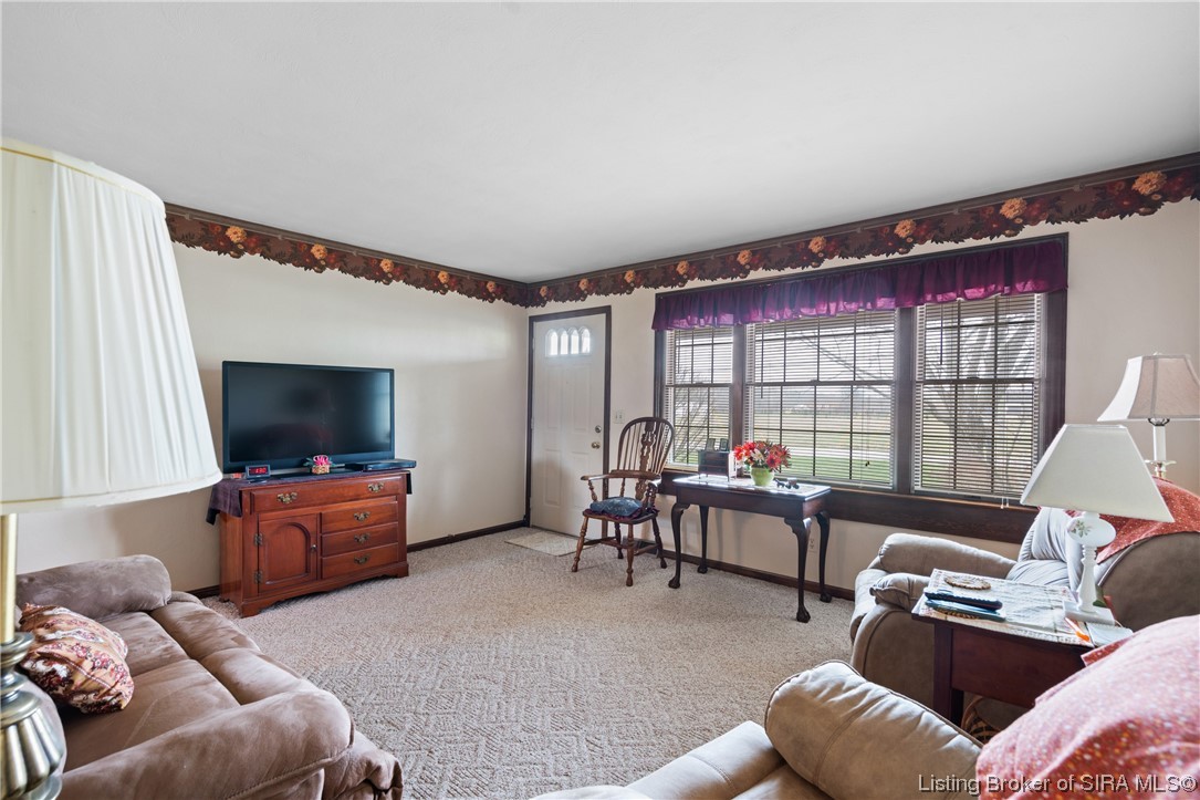 6090 Stiller Road Floyds Knobs, IN 47119 - Photo 7 of 39 Gallery Image 7