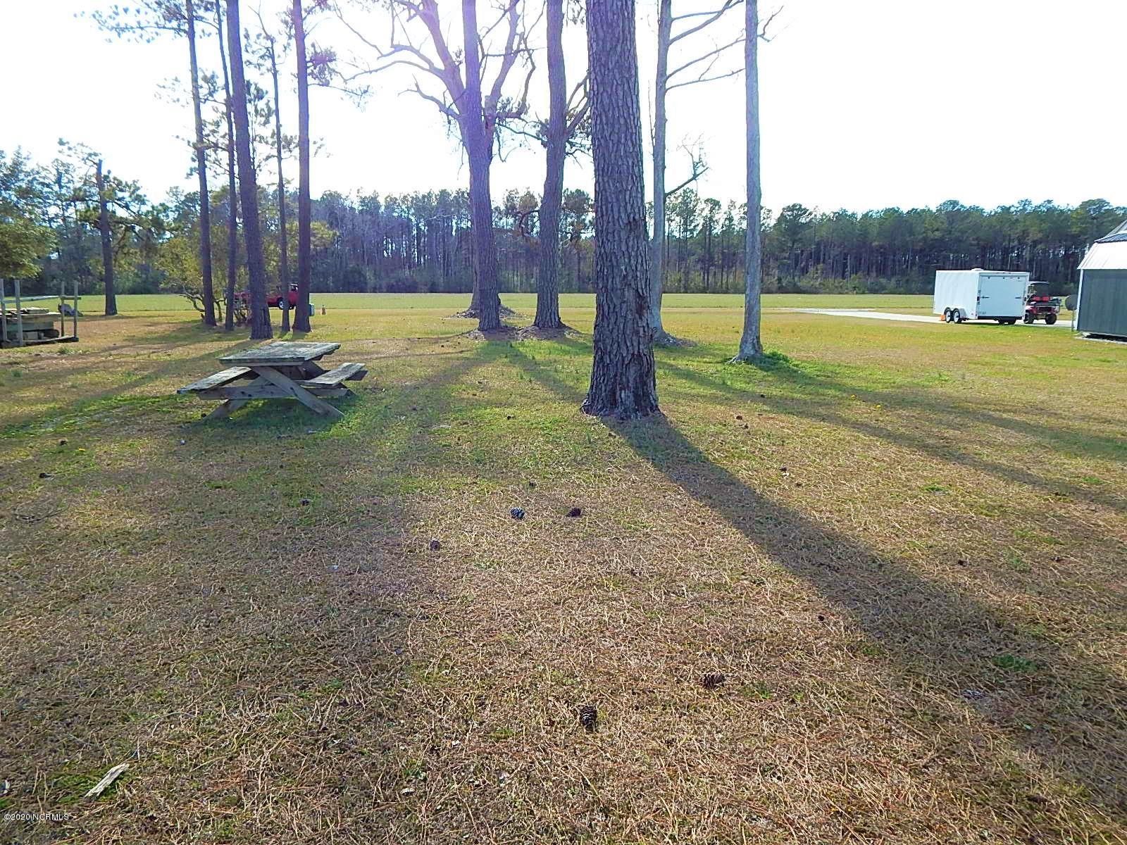 649 Shadyview Beach Road Havelock, NC 28532 - Photo 26 of 29 DSCN2275 (2)