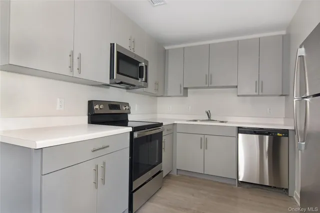 $2,400 | 56 Prospect Street, Unit 213, Yonkers, NY 10701