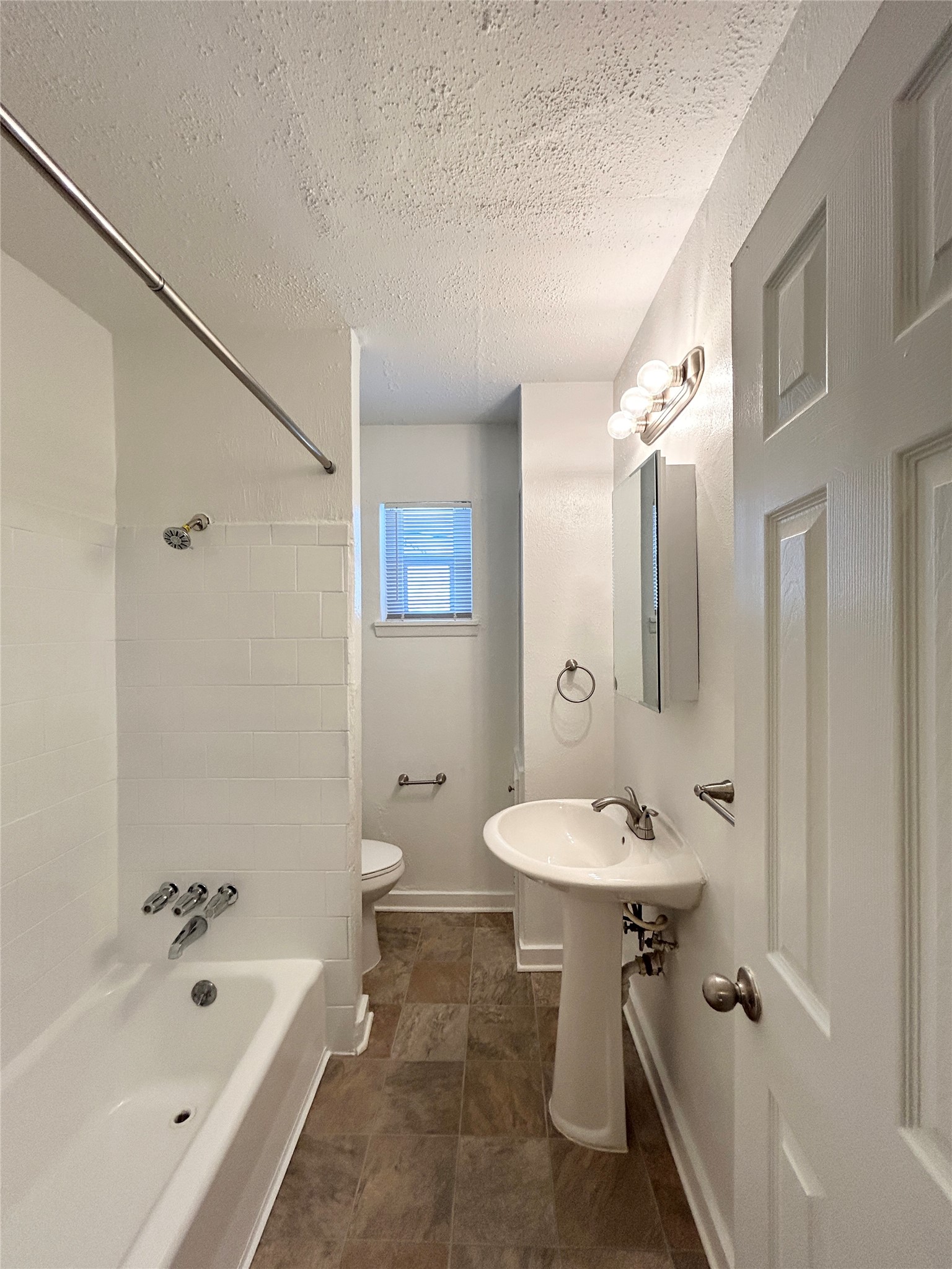 5415 Scott Street, Unit 41 Houston, TX 77021 - Photo 15 of 16 Gallery Image 15