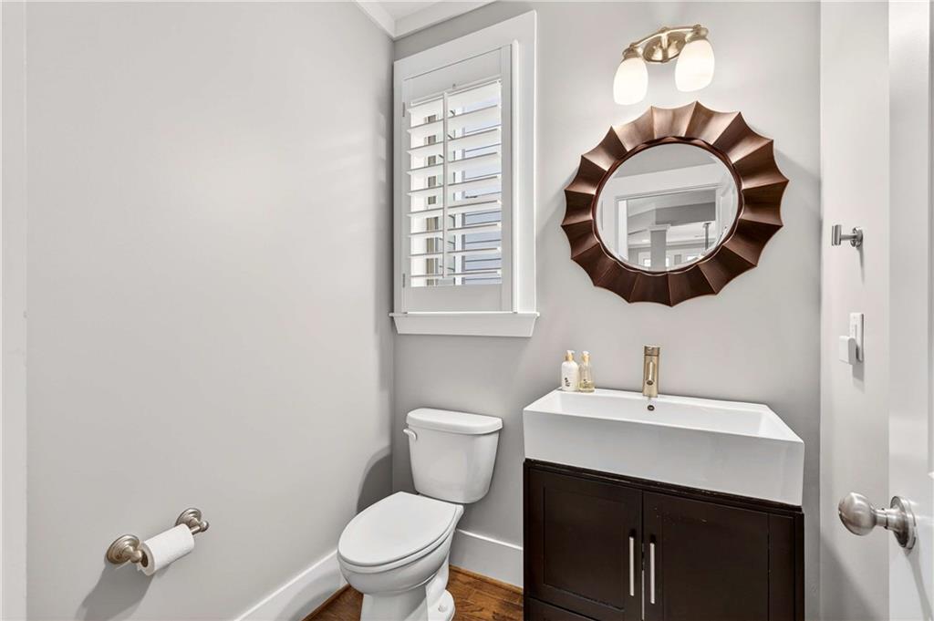 3677 School Street Atlanta, GA 30341 - Photo 7 of 53