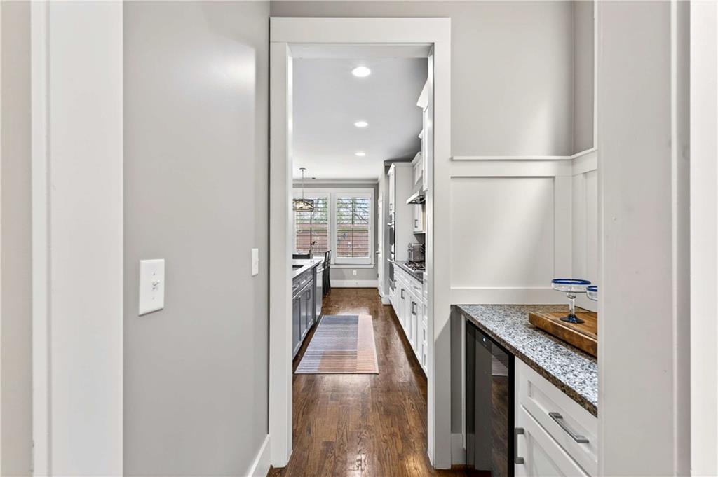 3677 School Street Atlanta, GA 30341 - Photo 9 of 53