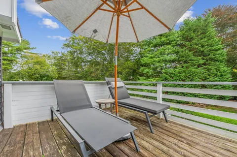 $1,995,000 | 2 Toilsome Lane, East Hampton, NY 11937