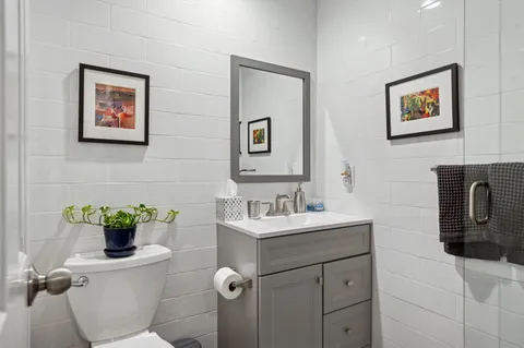 $1,995,000 | 2 Toilsome Lane, East Hampton, NY 11937