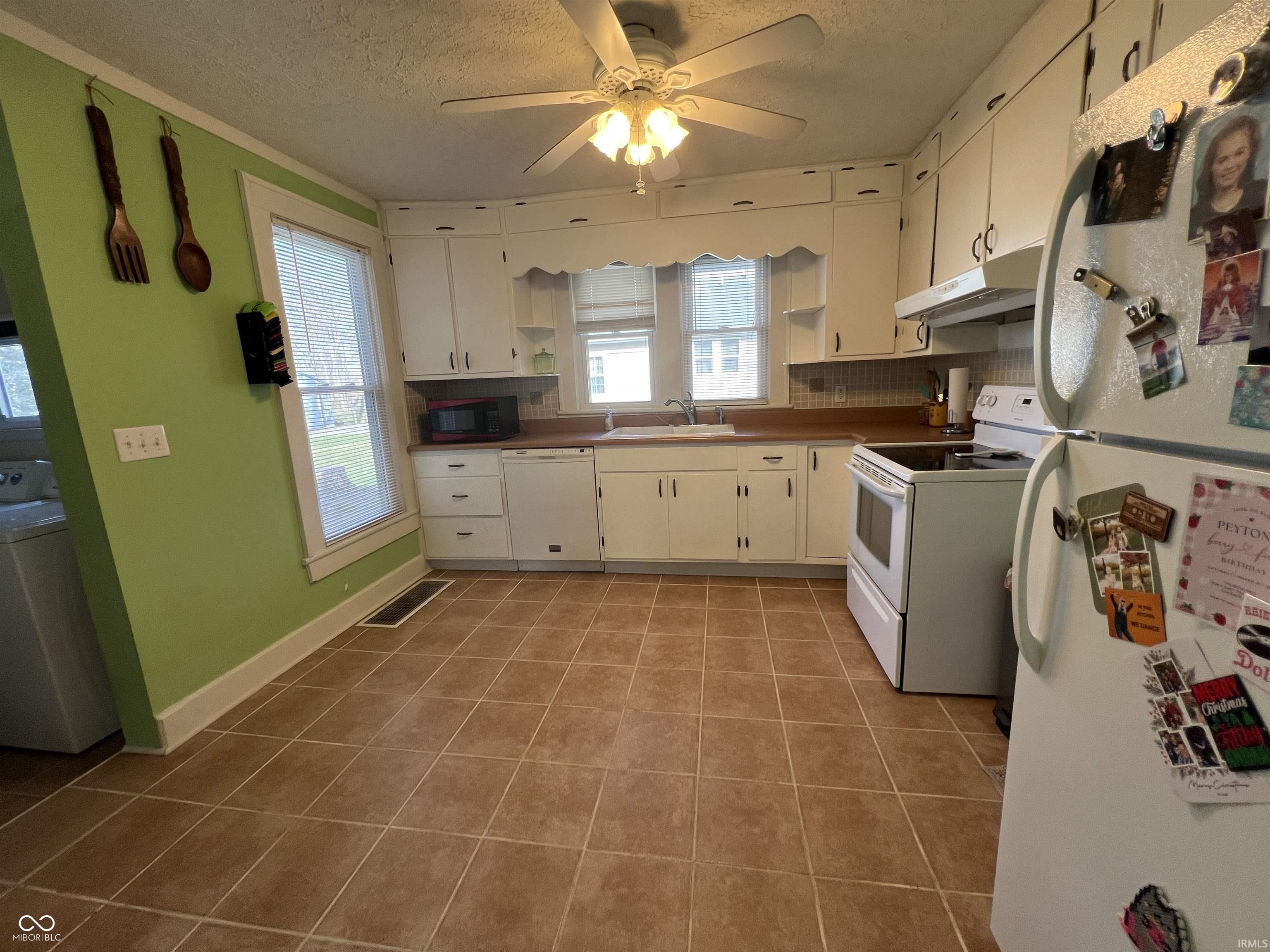 1720 South Link Street New Castle, IN 47362 - Photo 4 of 13