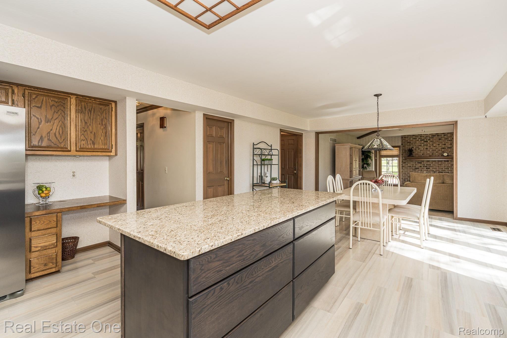 3798 Summit Ridge Drive Rochester, MI 48306 - Photo 12 of 32 3798 Summit Ridge Desk Area & Walk-In Pantry MLS-W012.jpg