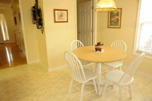 5508 Seafarer Court Raleigh, NC 27613 - Photo 6 of 10