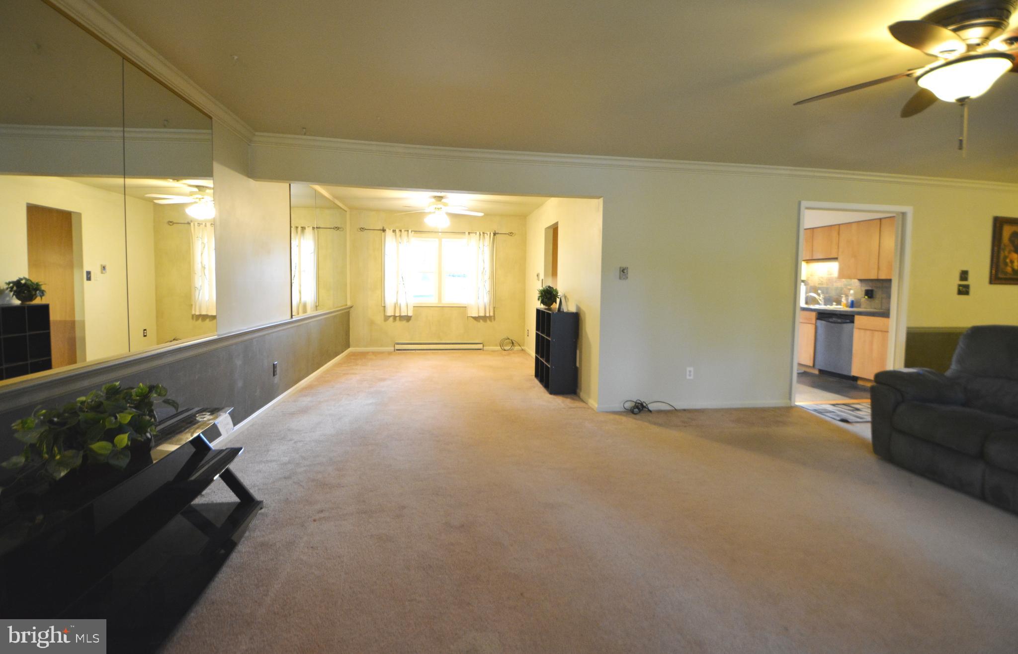 5421 Ridge Road Mount Airy, MD 21771 - Photo 25 of 72 Facing dining room from living room