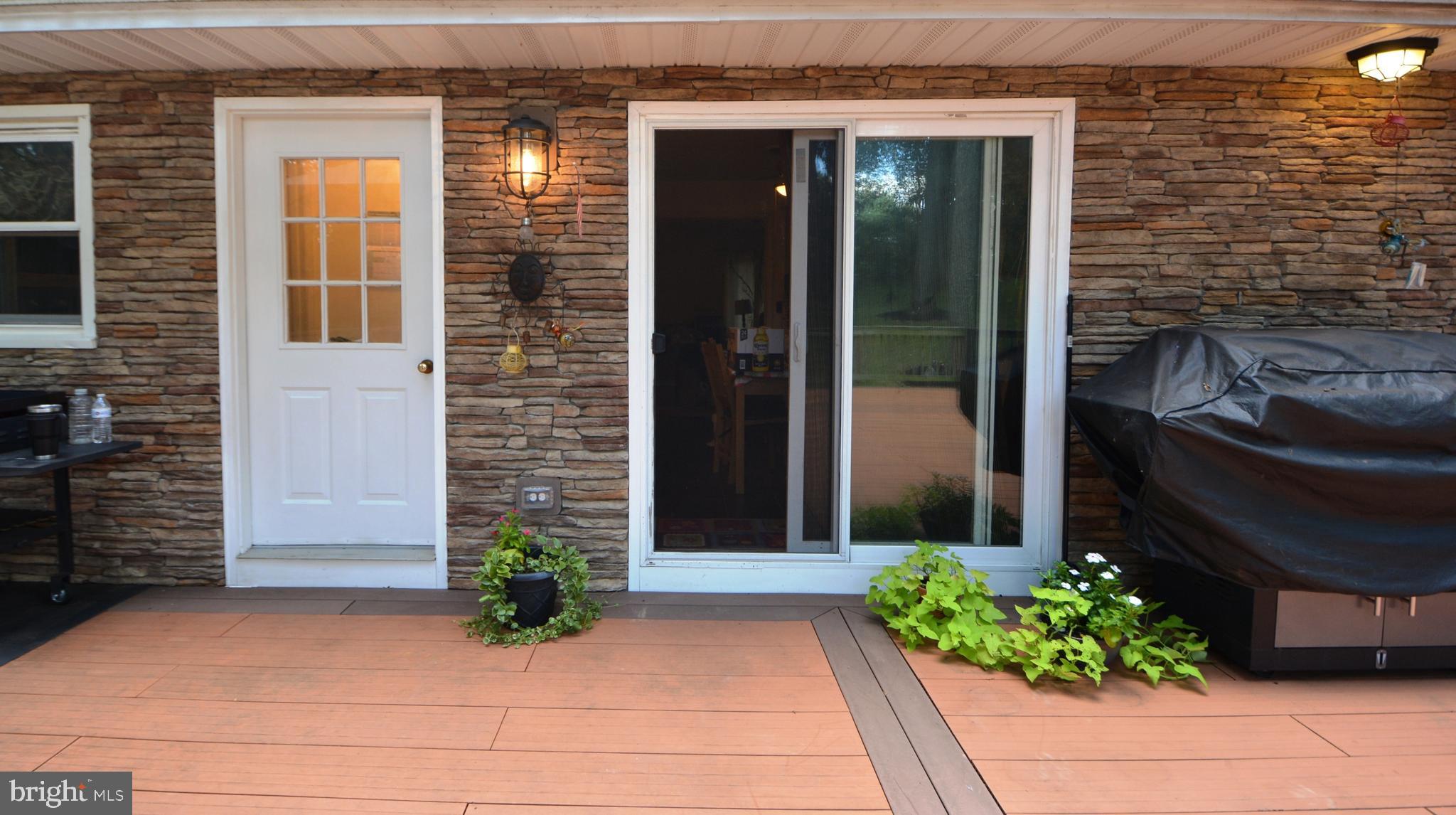 5421 Ridge Road Mount Airy, MD 21771 - Photo 3 of 72 Stack stone $ yr 2017! Slider yr 2005
