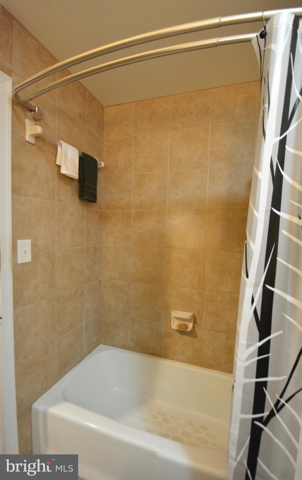 5421 Ridge Road Mount Airy, MD 21771 - Photo 32 of 72 Bath room 1 tub/shower, tile surround