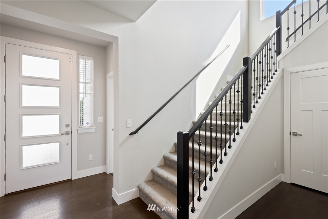 21515 43rd Drive Southeast Bothell, WA 98021 - Photo 2 of 34