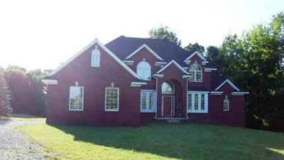 481 High Ridge Lane Leonard, MI 48367 - Photo 1 of 11 20282797.JPG