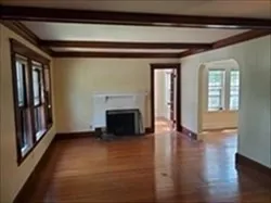 $2,700 | 281 Lowell Avenue, Unit 2, Newton, MA 02460