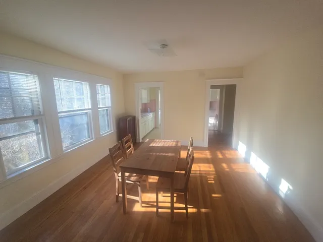 $2,700 | 281 Lowell Avenue, Unit 2, Newton, MA 02460