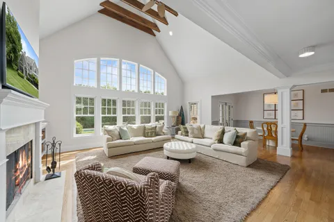 $1,895,000 | 1305 Saratoga Lane, Unit 340, Geneva, WI 53147