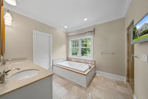 $1,895,000 | 1305 Saratoga Lane, Unit 340, Geneva, WI 53147