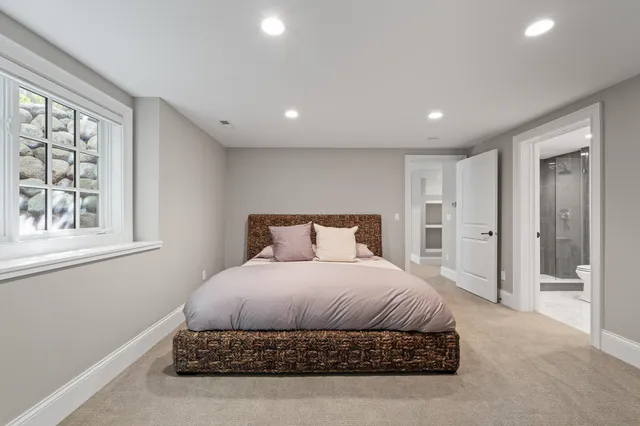 $1,895,000 | 1305 Saratoga Lane, Unit 340, Geneva, WI 53147