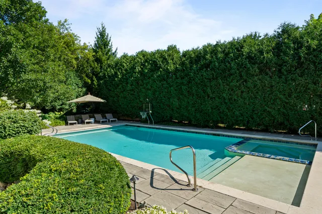 $1,895,000 | 1305 Saratoga Lane, Unit 340, Geneva, WI 53147