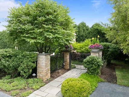 $1,895,000 | 1305 Saratoga Lane, Unit 340, Geneva, WI 53147