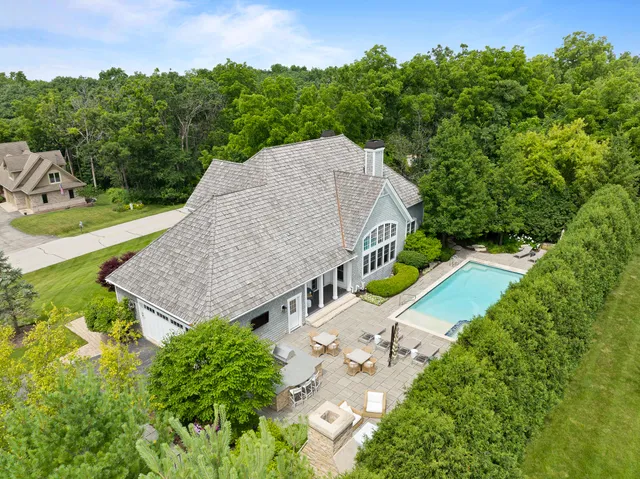 $1,895,000 | 1305 Saratoga Lane, Unit 340, Geneva, WI 53147
