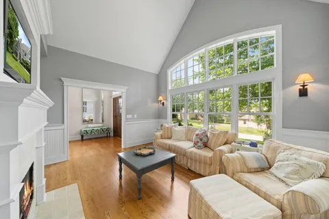 $1,895,000 | 1305 Saratoga Lane, Unit 340, Geneva, WI 53147