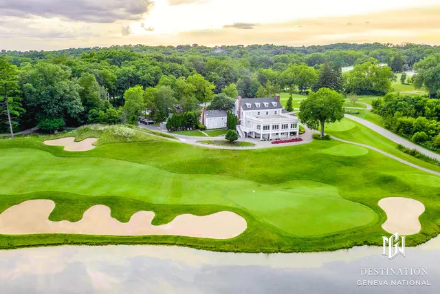 $1,895,000 | 1305 Saratoga Lane, Unit 340, Geneva, WI 53147