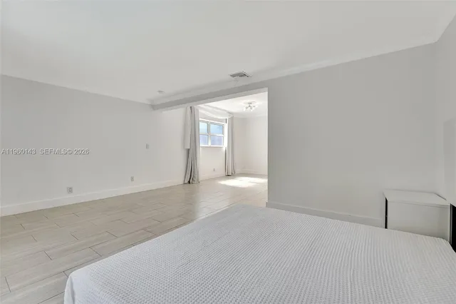 $4,650 | 701 Northeast 8th Street, Pompano Beach, FL 33060