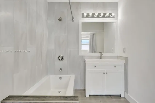 $4,650 | 701 Northeast 8th Street, Pompano Beach, FL 33060