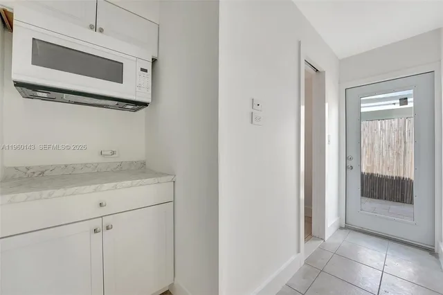 $4,650 | 701 Northeast 8th Street, Pompano Beach, FL 33060