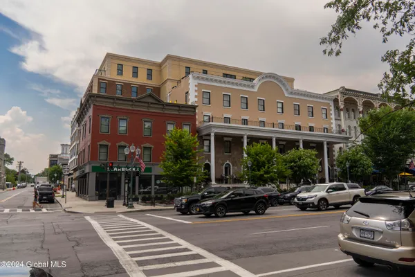 $106,800 | 19 Washington Street, Unit 656, Saratoga Springs, NY 12866