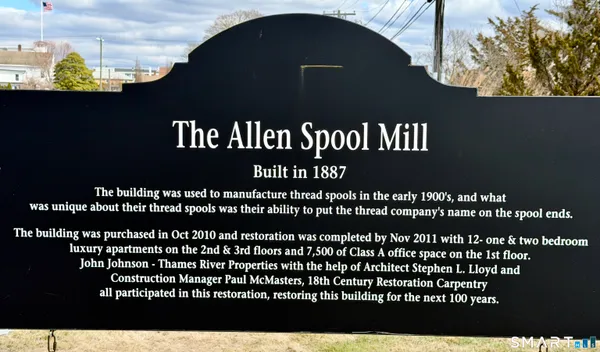 $2,800 | 60 Willow Street, Unit 204, Stonington, CT 06355