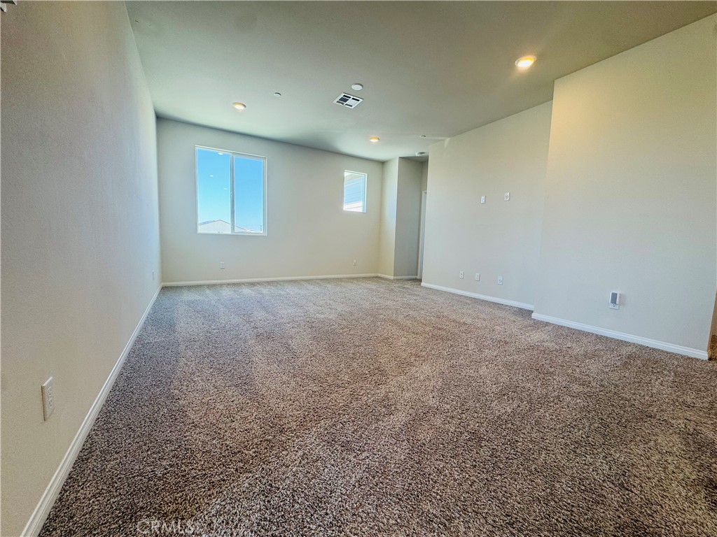 15566 Raptor Road Moreno Valley, CA 92551 - Photo 19 of 35
