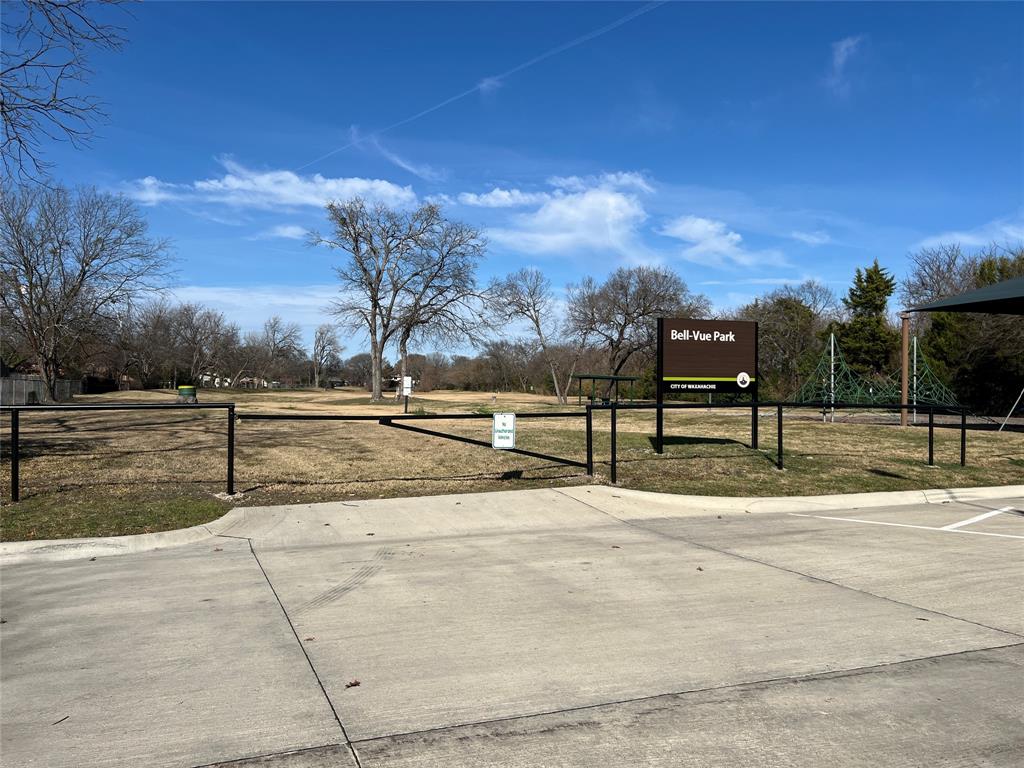 303 Cumberland Road Waxahachie, TX 75165 - Photo 4 of 4 a view of basketball court