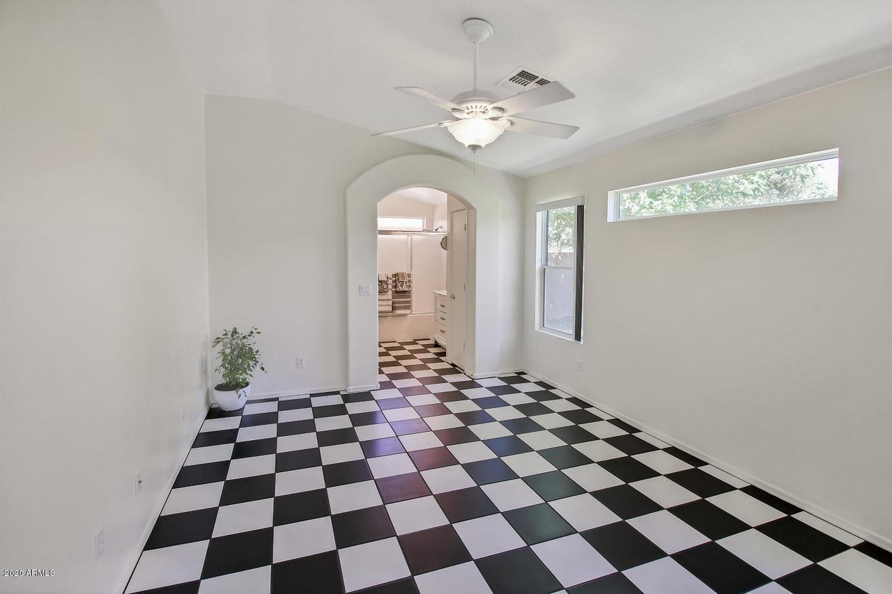 2120 East Danbury Road Phoenix, AZ 85022 - Photo 13 of 29 Master